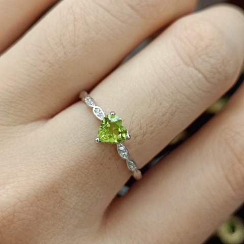 Peridot Ring, Jewelry & Accessories from Taizhou, China - Lanmao Jewelry — Taizhou Huihuan International Trading Co., Ltd.