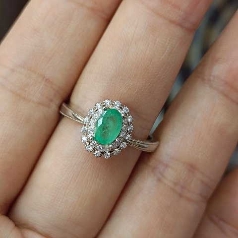 Emerald Ring, Jewelry & Accessories from Taizhou, China - Lanmao Jewelry — Taizhou Huihuan International Trading Co., Ltd.