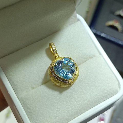 Topaz Heart Pendant — Chain Not Included, Jewelry & Accessories from Taizhou, China - Lanmao Jewelry — Taizhou Huihuan International Trading Co., Ltd.