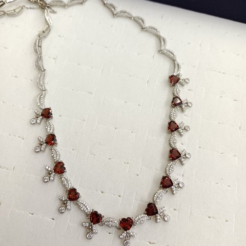 Garnet Necklace, Jewelry & Accessories from Taizhou, China - Lanmao Jewelry — Taizhou Huihuan International Trading Co., Ltd.