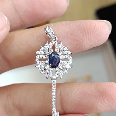 Sapphire Pendant — Chain Not Included, Jewelry & Accessories from Taizhou, China - Lanmao Jewelry — Taizhou Huihuan International Trading Co., Ltd.