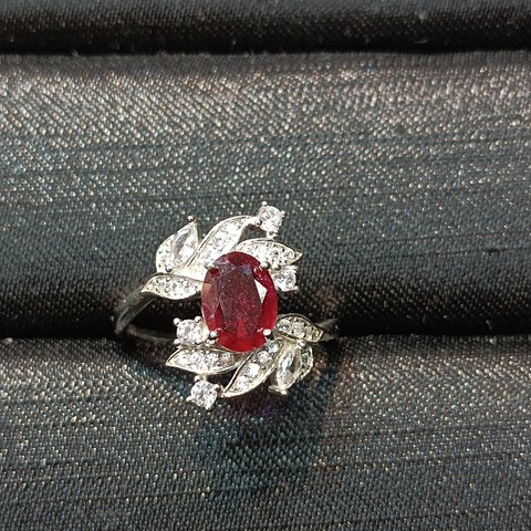 Ruby Ring, Jewelry & Accessories from Taizhou, China - Lanmao Jewelry — Taizhou Huihuan International Trading Co., Ltd.