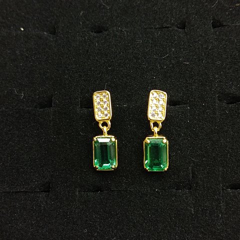 Lab-Grown Emerald Earrings, Jewelry & Accessories from Taizhou, China - Lanmao Jewelry — Taizhou Huihuan International Trading Co., Ltd.