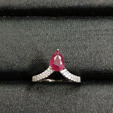 Ruby Ring, Jewelry & Accessories from Taizhou, China - Lanmao Jewelry — Taizhou Huihuan International Trading Co., Ltd.