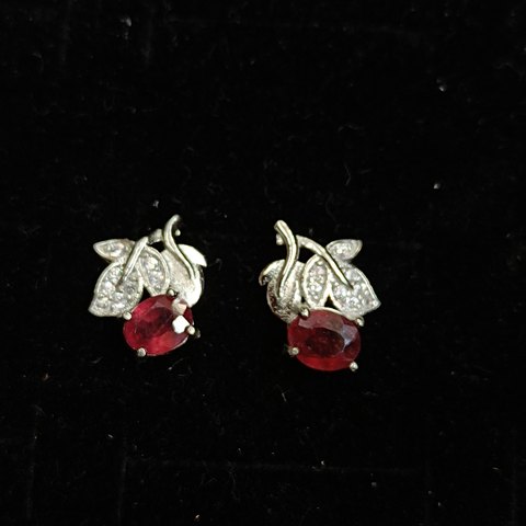 Ruby Earrings, Jewelry & Accessories from Taizhou, China - Lanmao Jewelry — Taizhou Huihuan International Trading Co., Ltd.