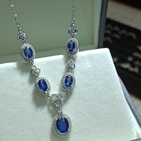 Sapphire Necklace, Jewelry & Accessories from Taizhou, China - Lanmao Jewelry — Taizhou Huihuan International Trading Co., Ltd.