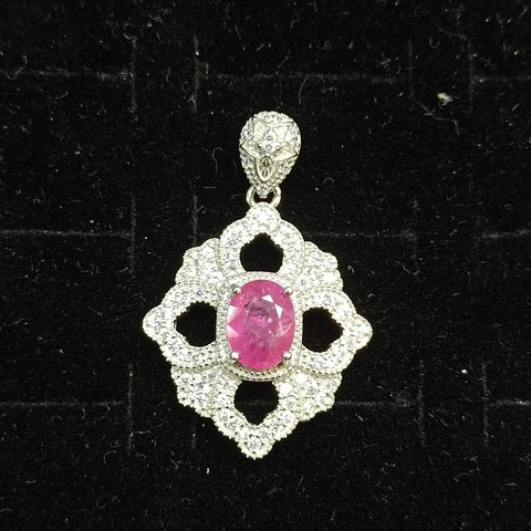 Heat-Treated Ruby Pendant, Jewelry & Accessories from Taizhou, China - Lanmao Jewelry — Taizhou Huihuan International Trading Co., Ltd.
