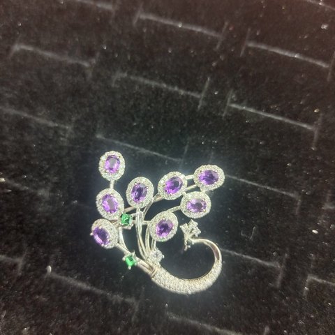 Amethyst Brooch, Jewelry & Accessories from Taizhou, China - Lanmao Jewelry — Taizhou Huihuan International Trading Co., Ltd.