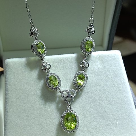 Peridot Necklace, Jewelry & Accessories from Taizhou, China - Lanmao Jewelry — Taizhou Huihuan International Trading Co., Ltd.