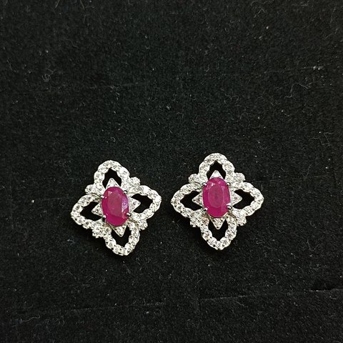 Heat-Treated Ruby Earrings, Jewelry & Accessories from Taizhou, China - Lanmao Jewelry — Taizhou Huihuan International Trading Co., Ltd.