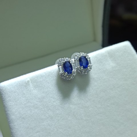 Sapphire Earrings, Jewelry & Accessories from Taizhou, China - Lanmao Jewelry — Taizhou Huihuan International Trading Co., Ltd.