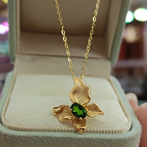 Diopside Butterfly Pendant — Chain Not Included, Jewelry & Accessories from Taizhou, China - Lanmao Jewelry — Taizhou Huihuan International Trading Co., Ltd.