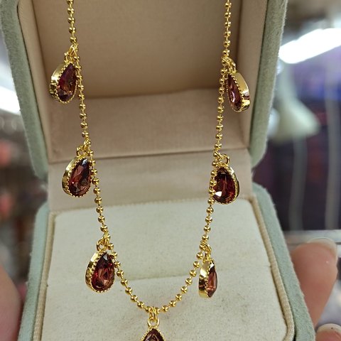 Garnet Drop Necklace, Jewelry & Accessories from Taizhou, China - Lanmao Jewelry — Taizhou Huihuan International Trading Co., Ltd.