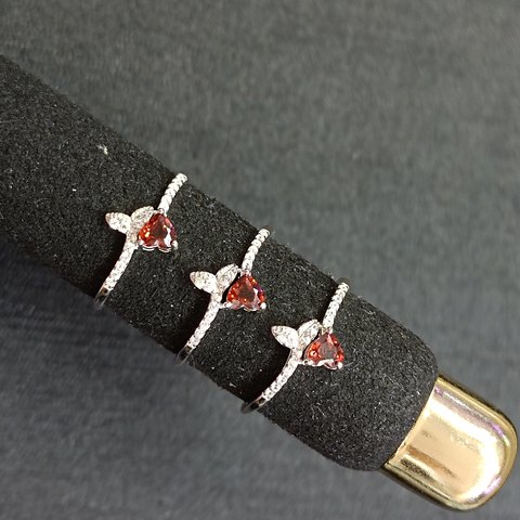 Garnet Heart Ring, Jewelry & Accessories from Taizhou, China - Lanmao Jewelry — Taizhou Huihuan International Trading Co., Ltd.